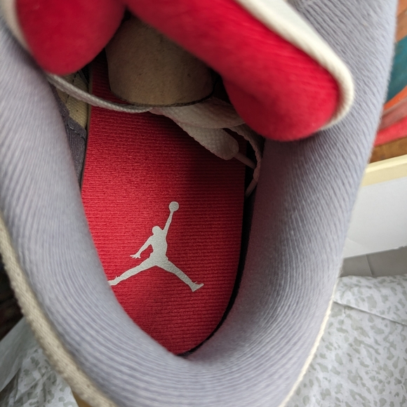 Air Jordan 3 Retro SE - Picture 9 of 11